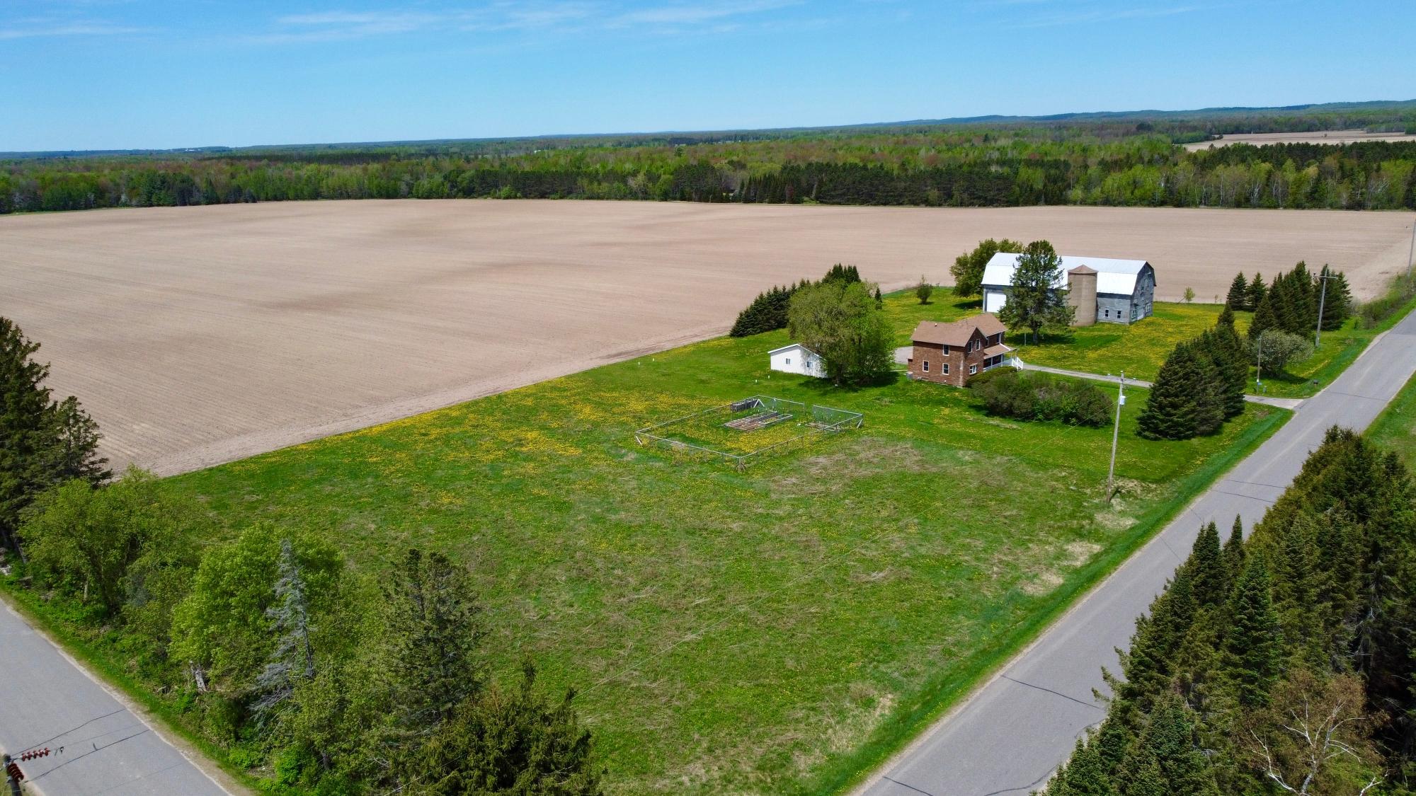 N5326 ANGLE RD