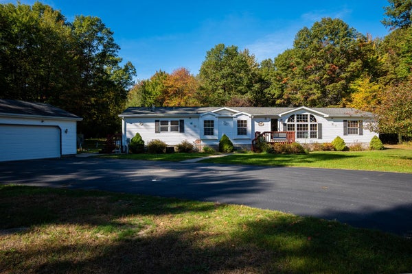 N979 BROOKE LN, MARINETTE, WI 54143 - Image ca87143ee2fda664cf9ffddde6de2ad2/621649886