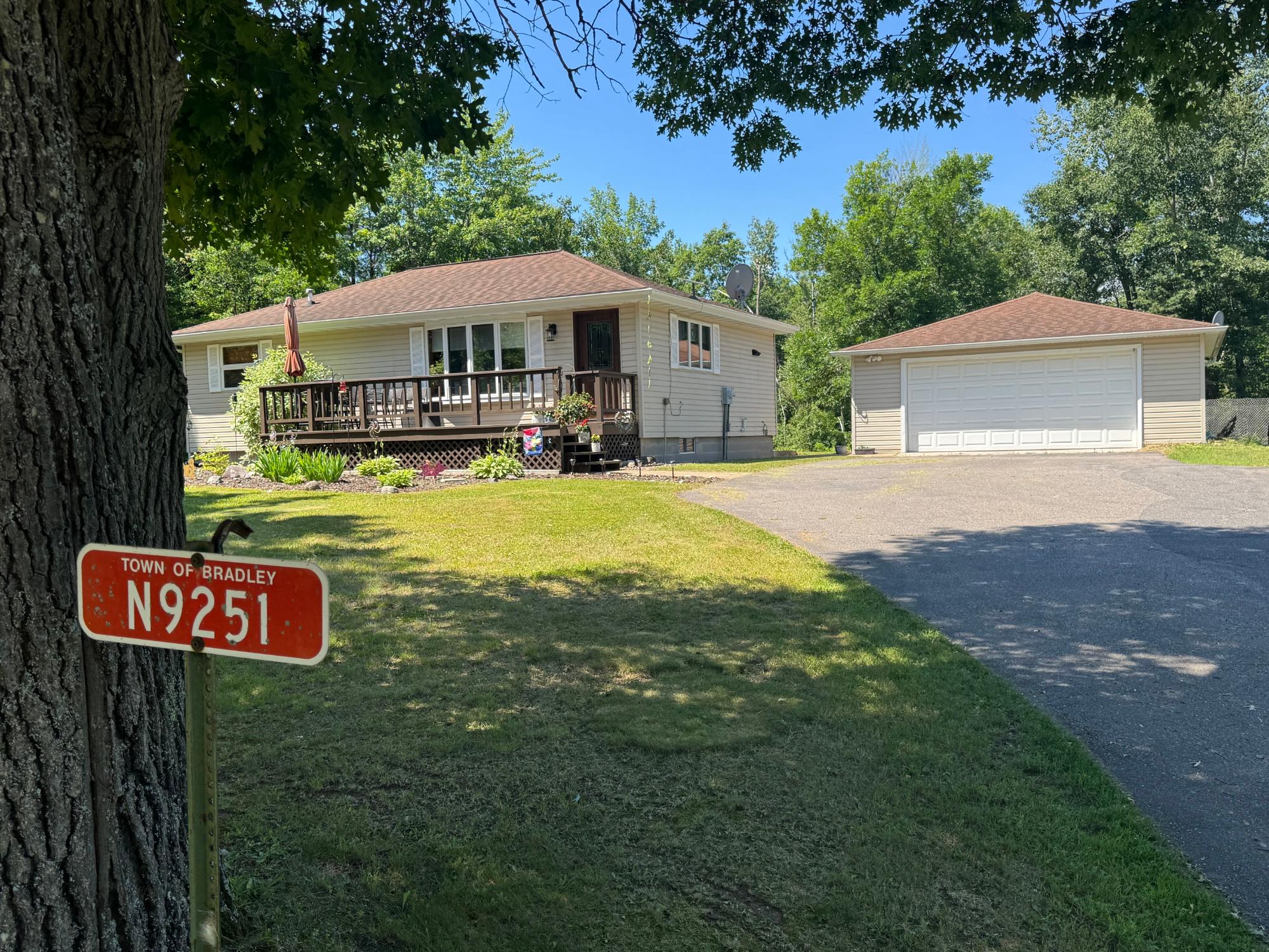 N9251 KRAFT RD W