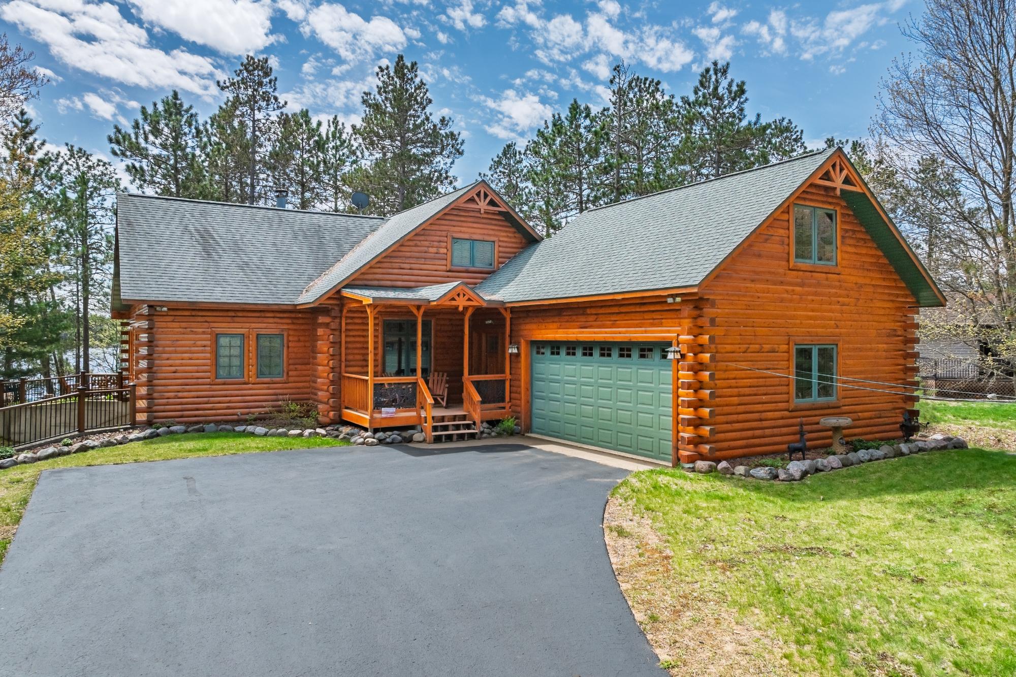 2703 PICKEREL POINT LN