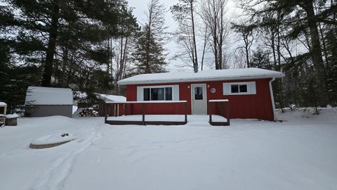 N8960 FOREST RD Deerbrook WI 54424