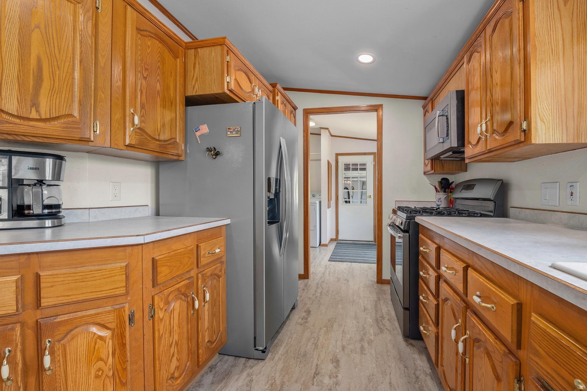 W10704 POPPLE LN