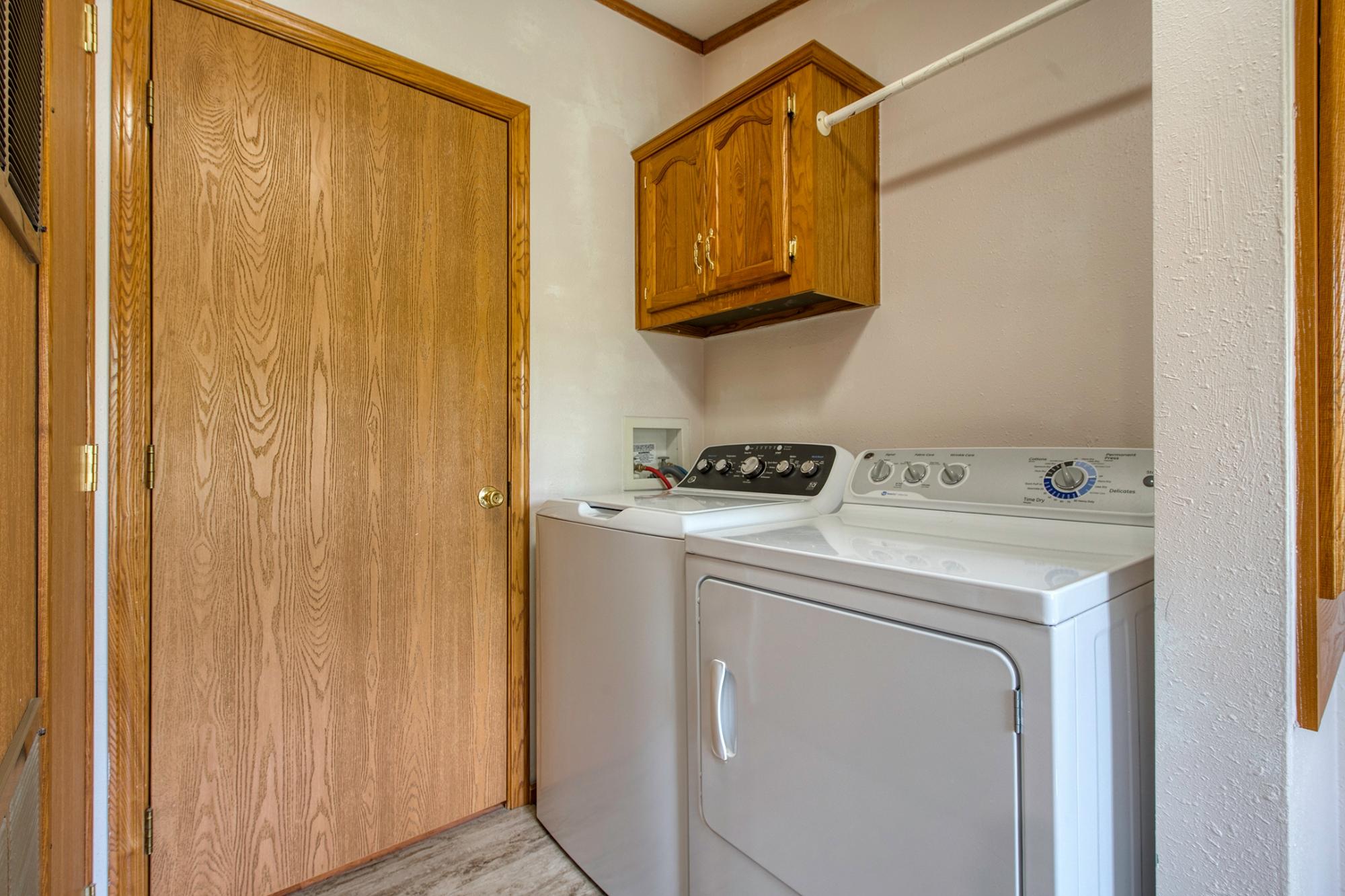 W10704 POPPLE LN