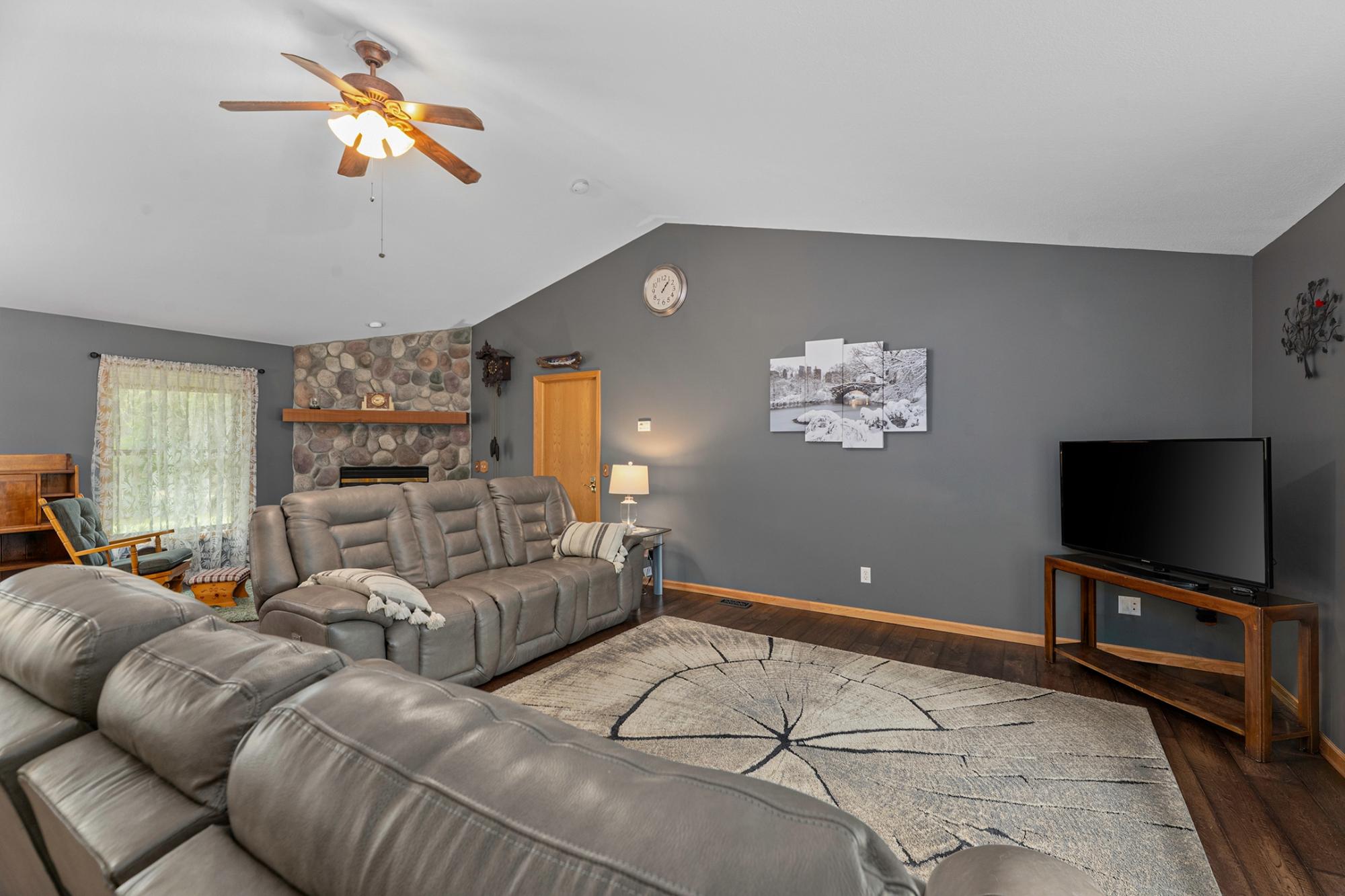 1274 COVEY LN
