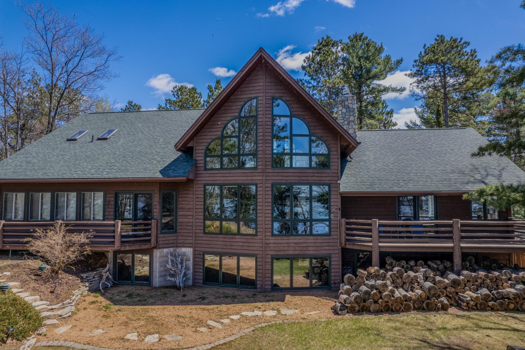 13046 WAGNER LN