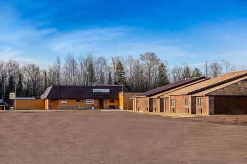 400 MAIN ST  MI 49971