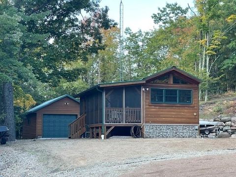 N5877 SAWYER LAKE RD White Lake WI 54491
