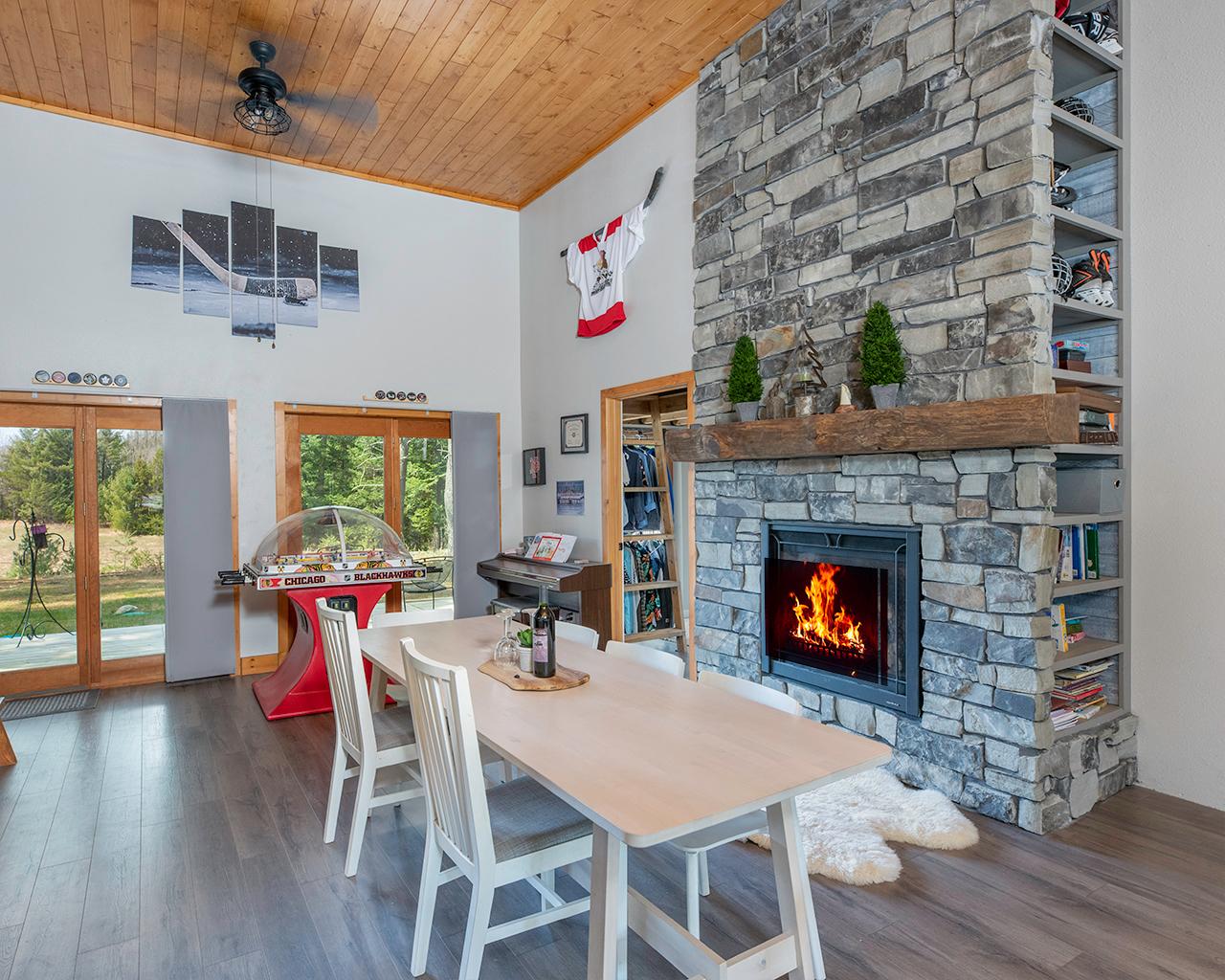 3842 QUIET PINES TR
