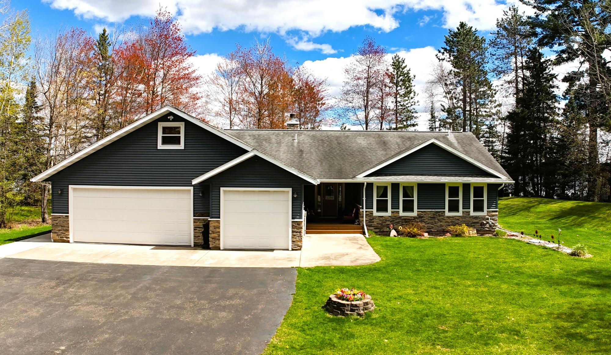 N10432 SOLBERG LAKE RD W
