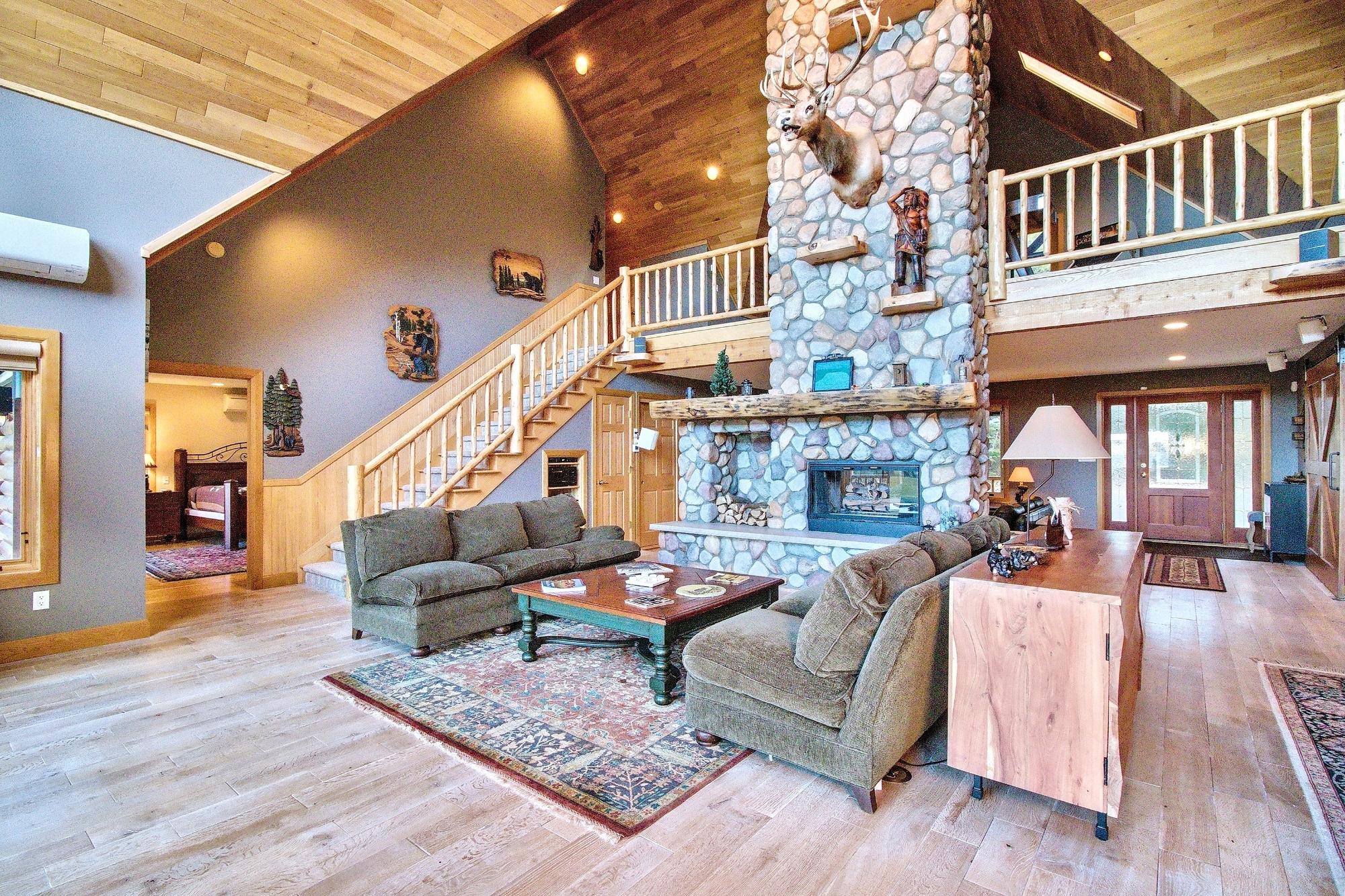 2952 A KERR LN