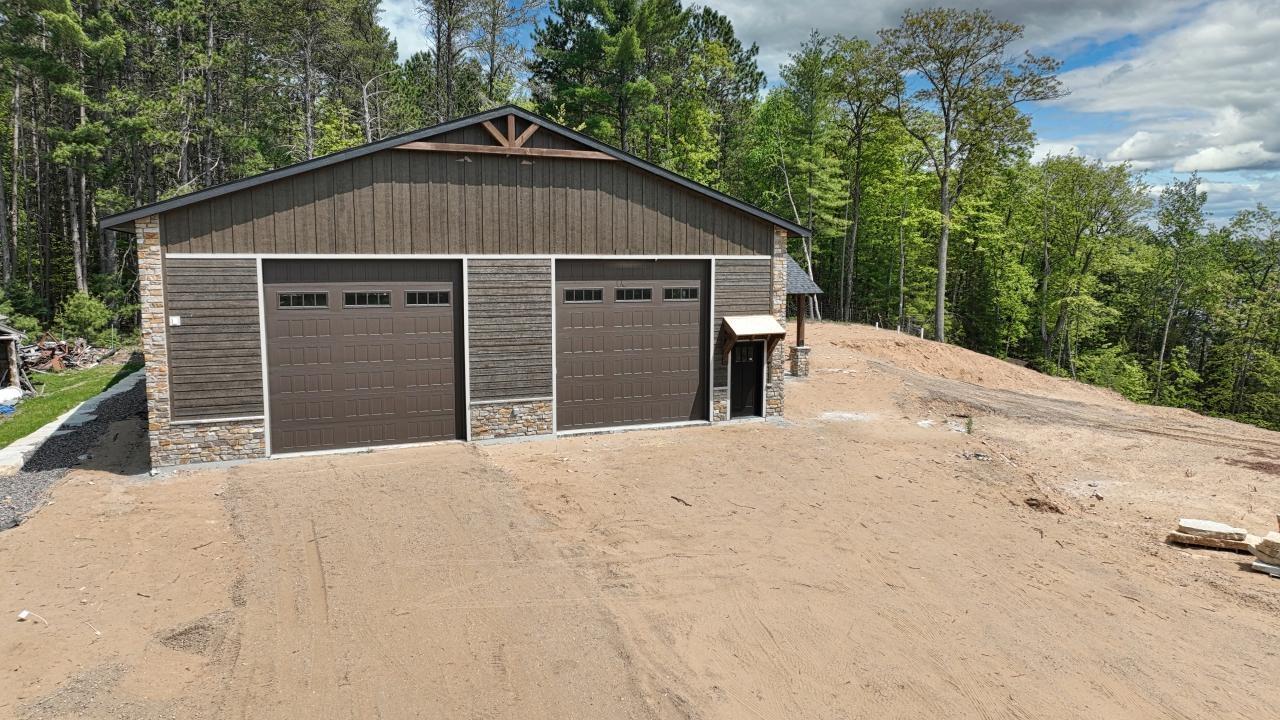 3794 CROWS NEST DR