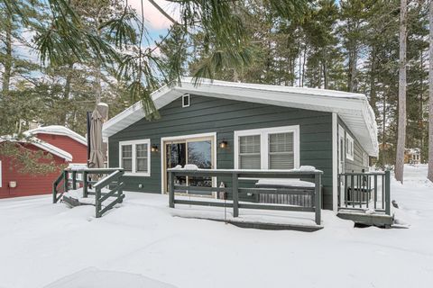 1177 EAGLE WINGS LN Eagle River WI 54521