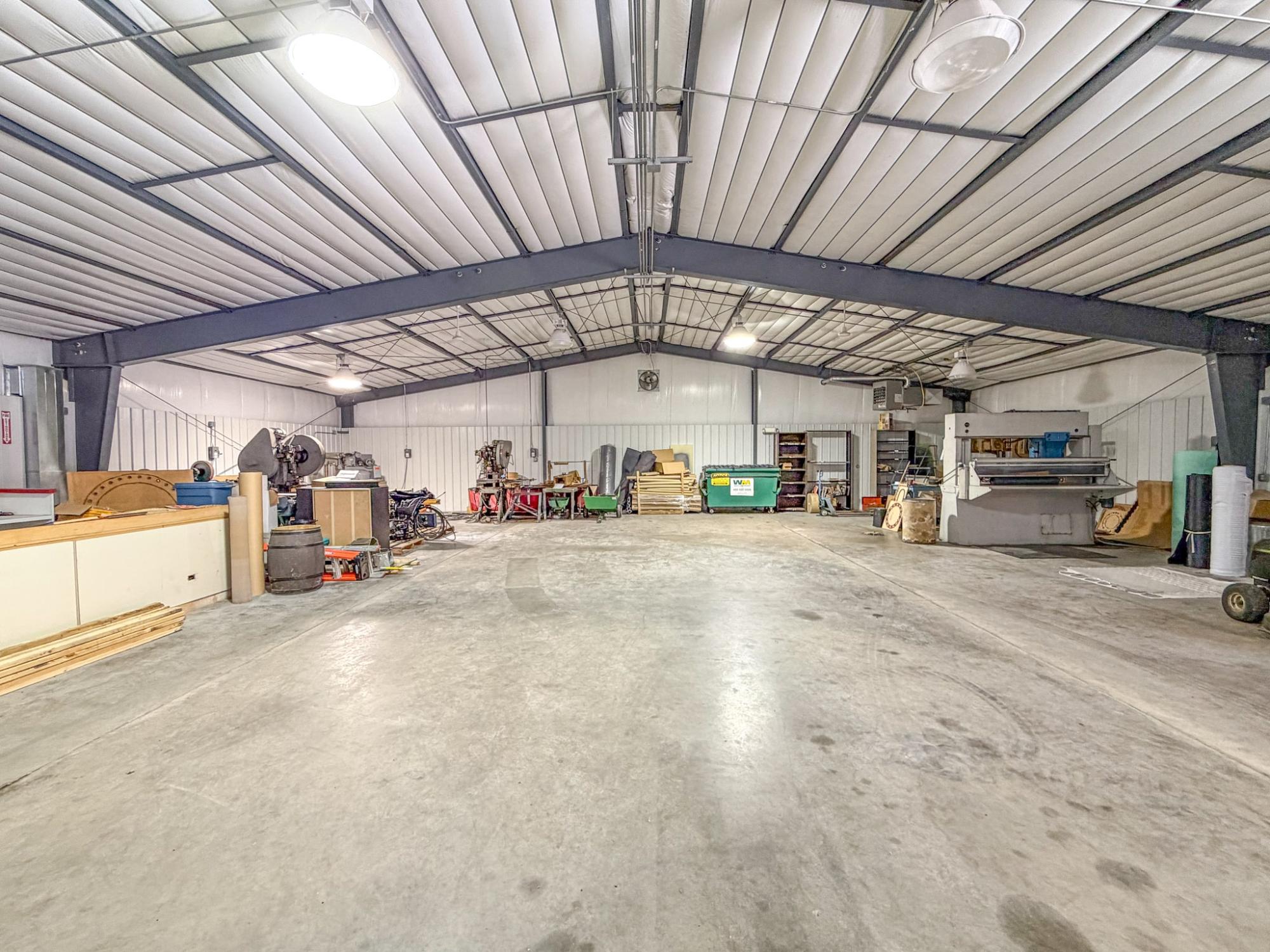 919 PARK LN
