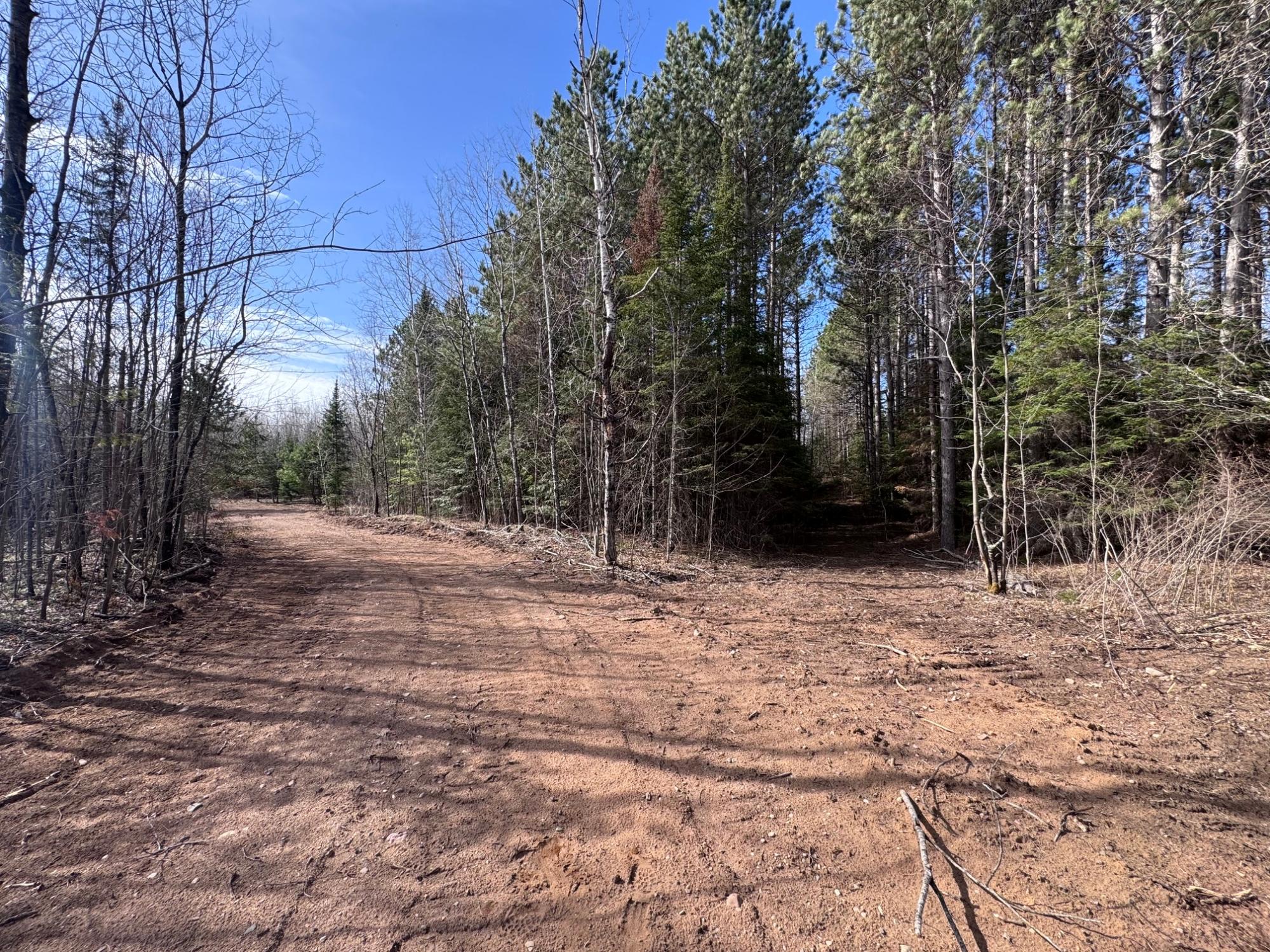 0000 PINE LAKE RD 268 Acres