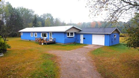 W3174 HOLLISTER RD W White Lake WI 54491
