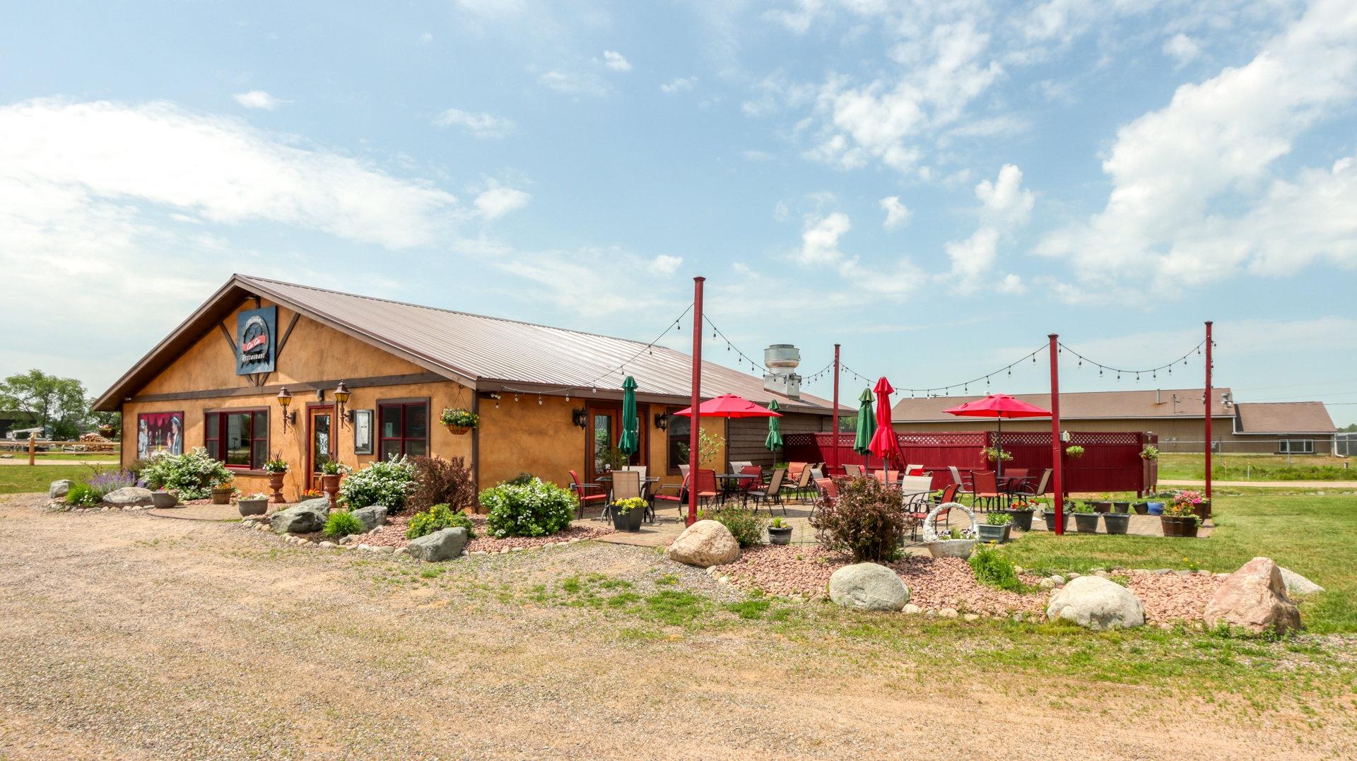 1114 BLUEBIRD RD N