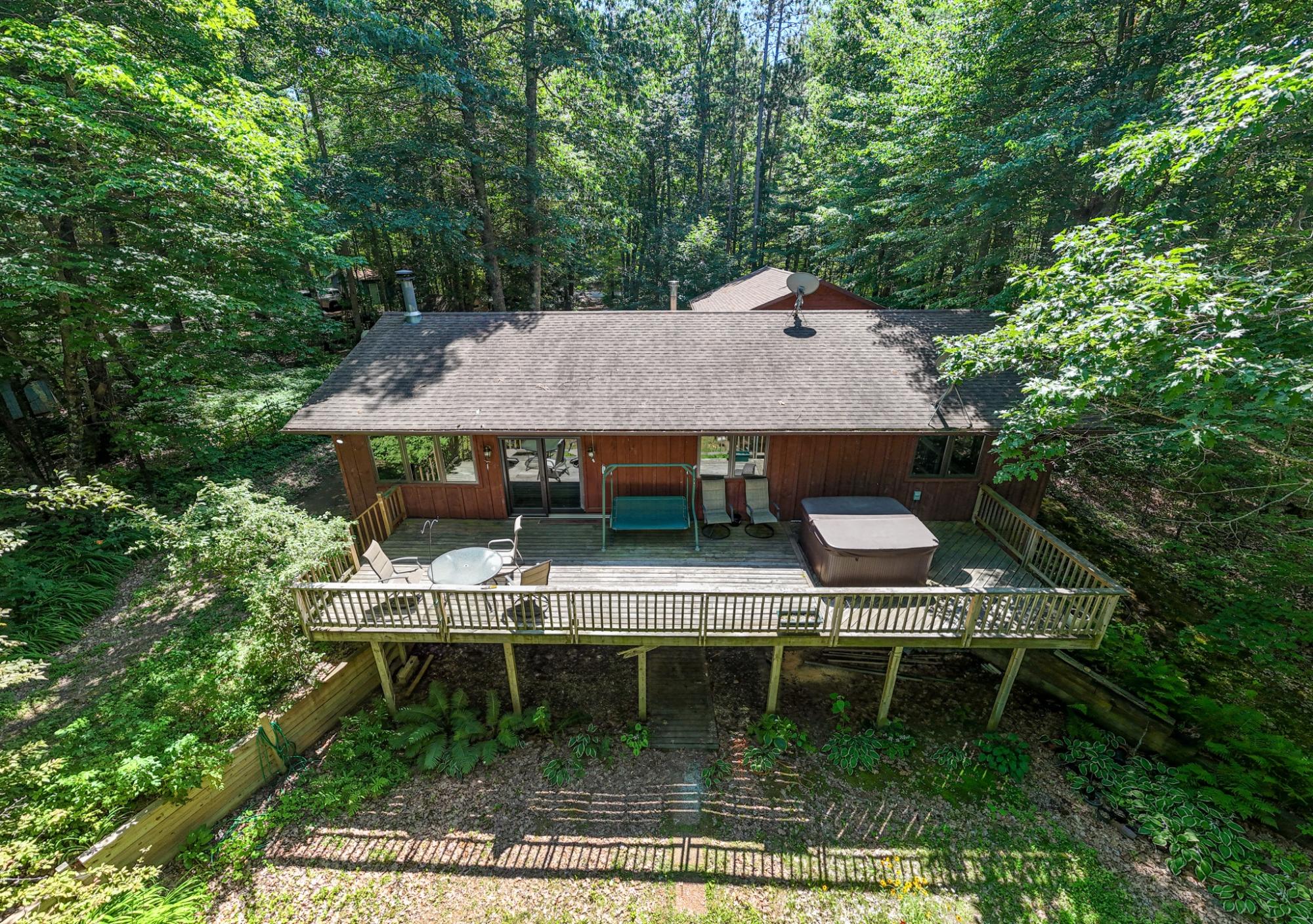 8471 SQUIRREL LK RD