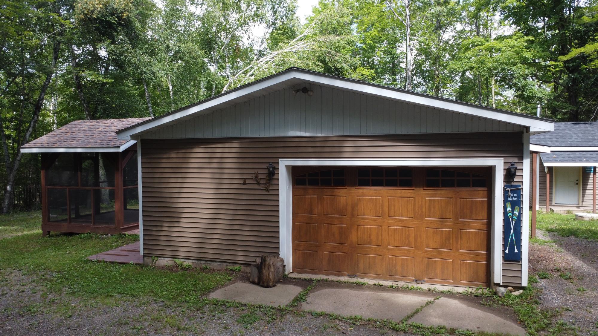 N7577 CENTENNIAL DR