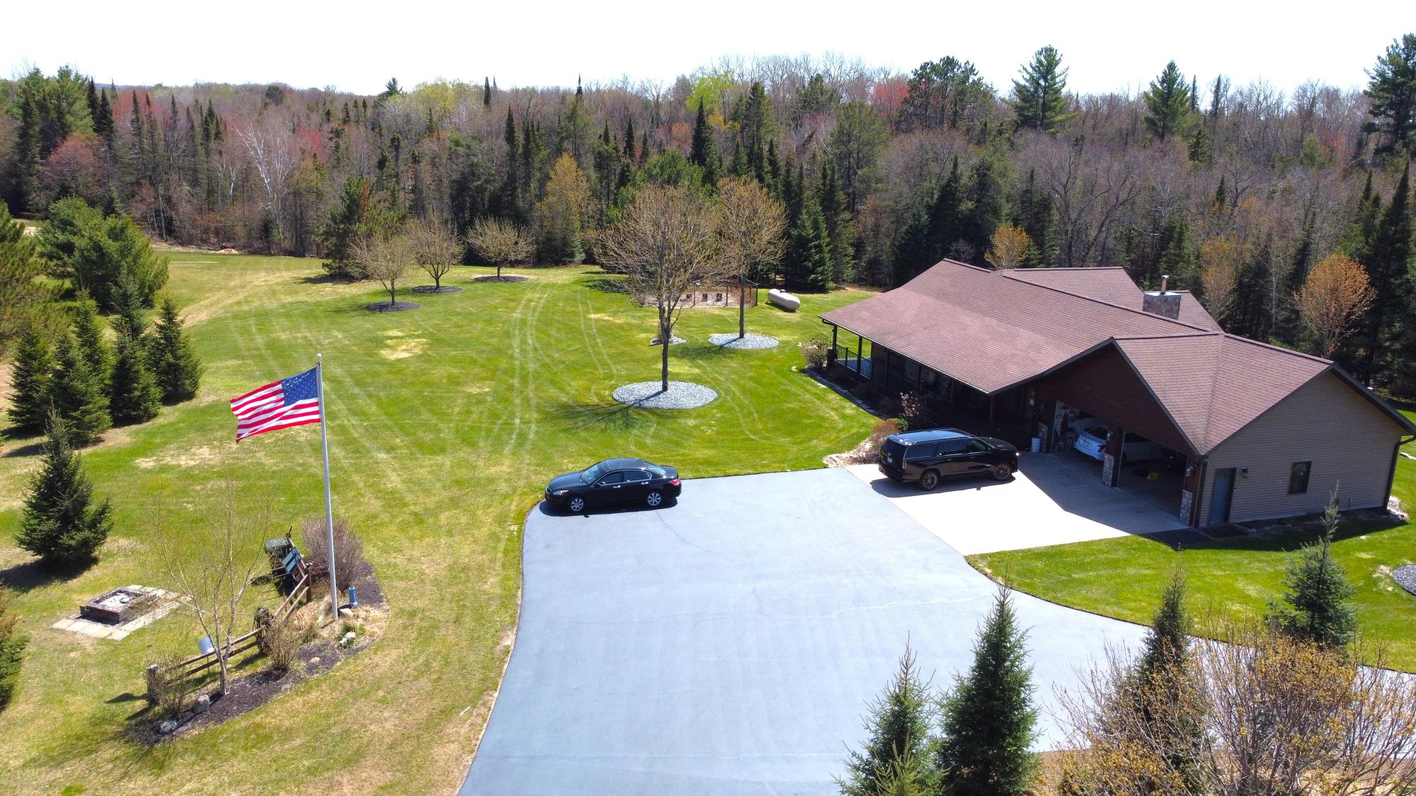 2521 LAKE NOKOMIS RD