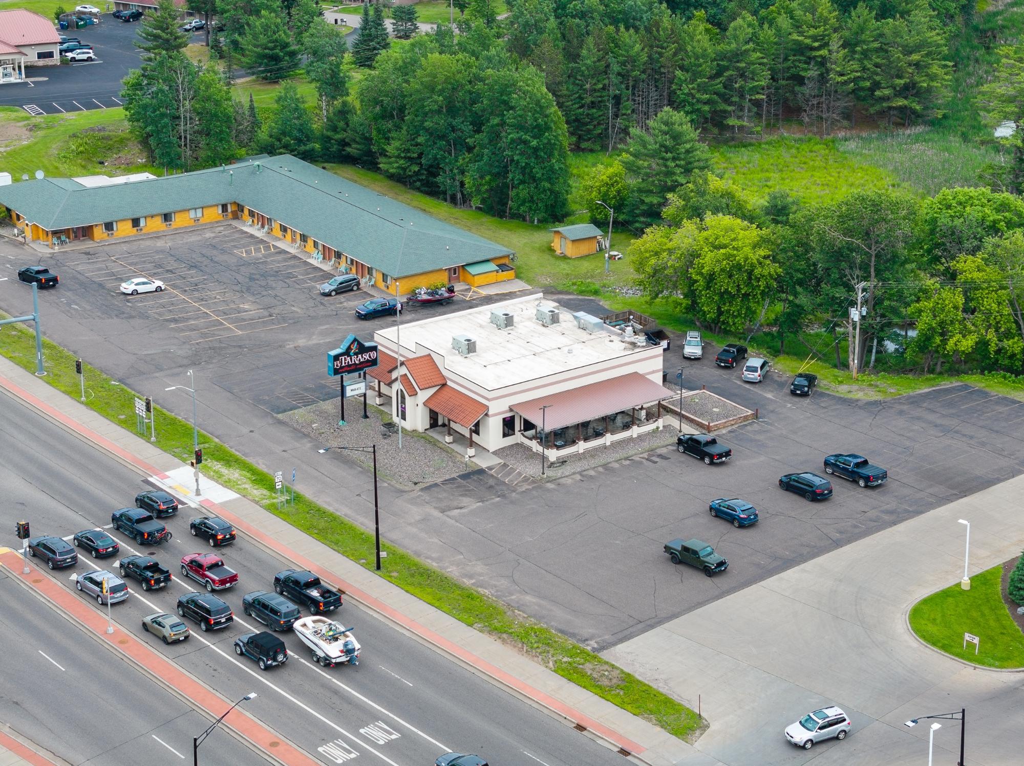 8700 HWY 51