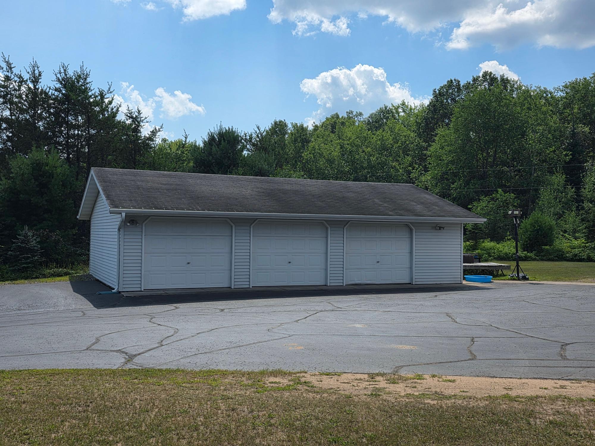 N10695 MOODIG RD