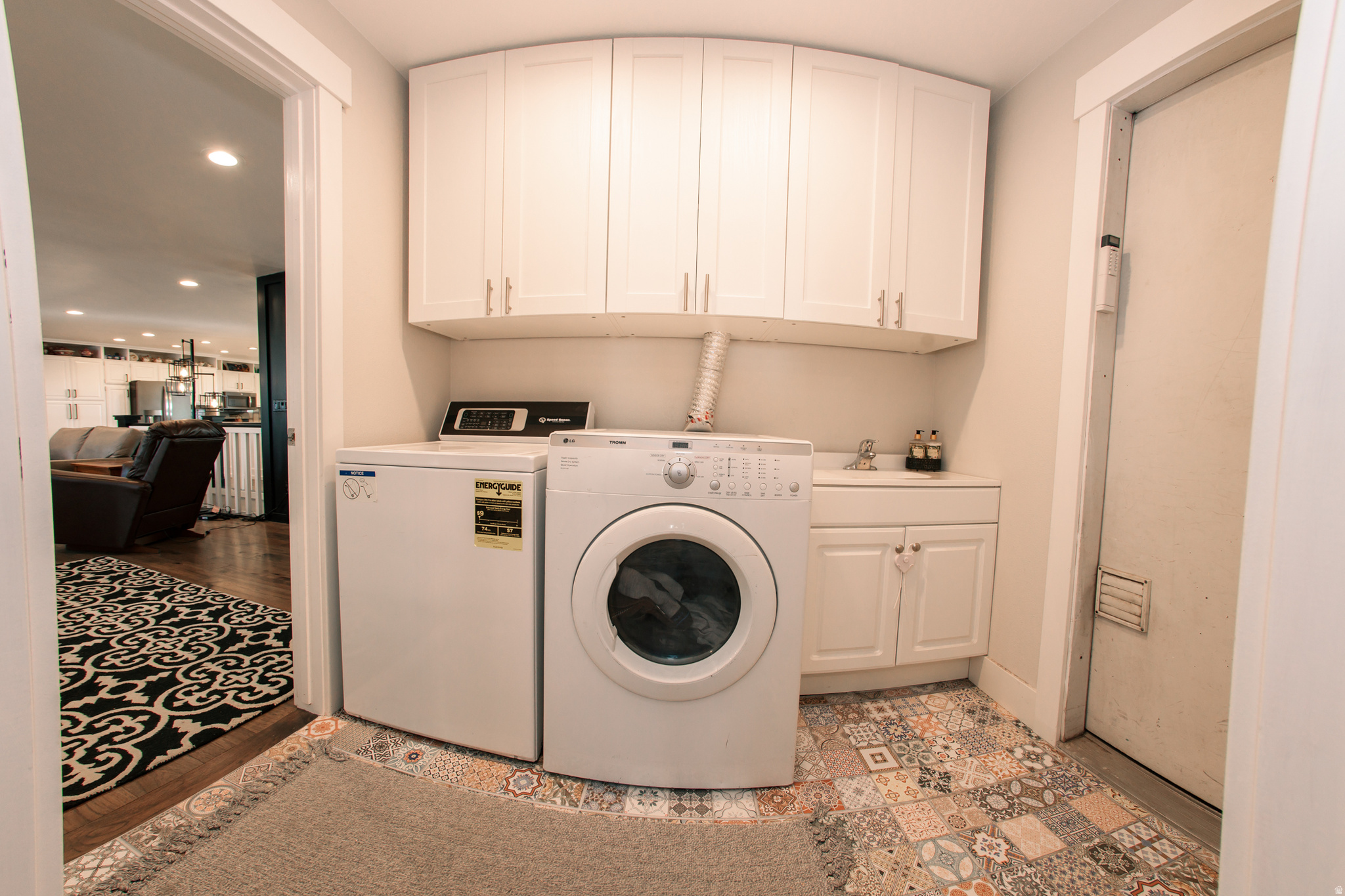 WESTHILL ESTATES - Residential