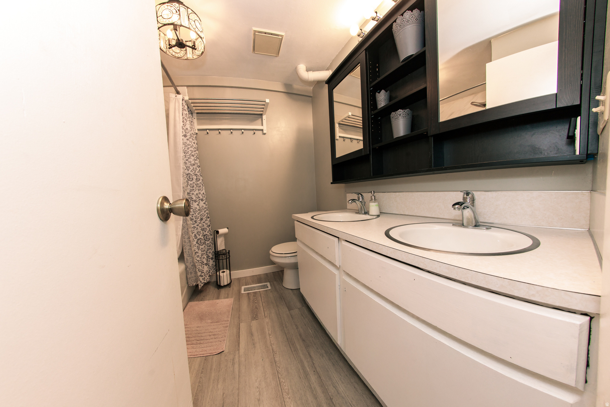 WESTHILL ESTATES - Residential