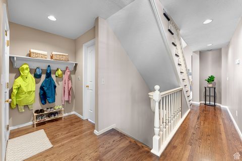 Tiny photo for 3893 S BOUNTIFUL BLVD, Bountiful, UT 84010 (MLS # 2115677)