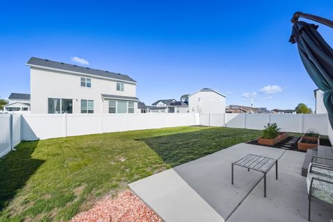 Tiny photo for 2832 S SHORELINE DR W, Syracuse, UT 84075 (MLS # 2152824)