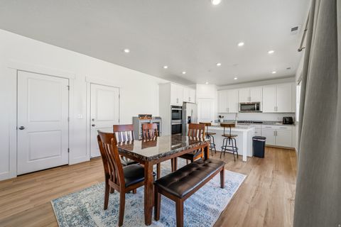 Tiny photo for 2832 S SHORELINE DR W, Syracuse, UT 84075 (MLS # 2152824)