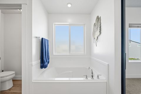 Tiny photo for 2832 S SHORELINE DR W, Syracuse, UT 84075 (MLS # 2152824)
