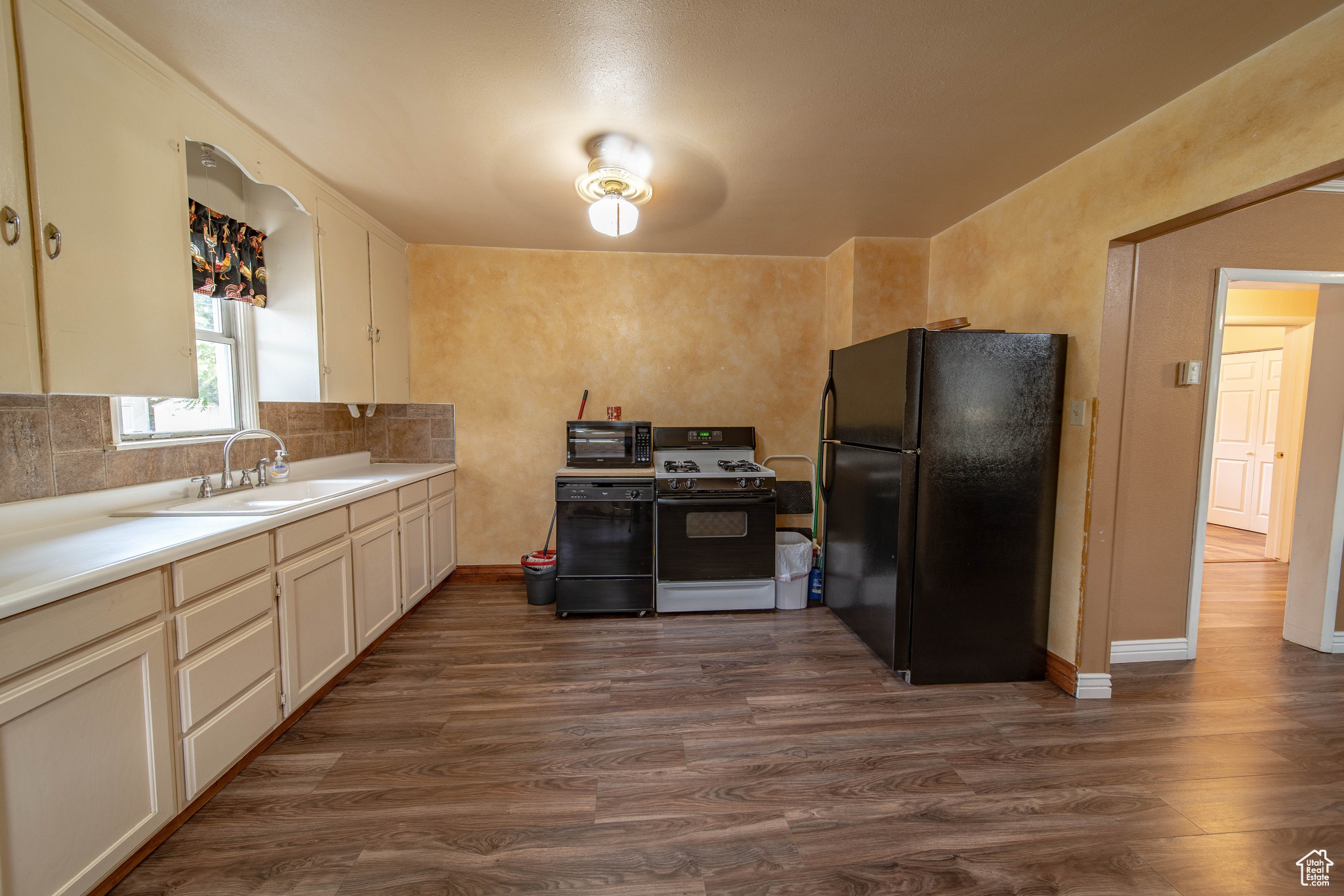 429 E 200, Price, Utah image 48