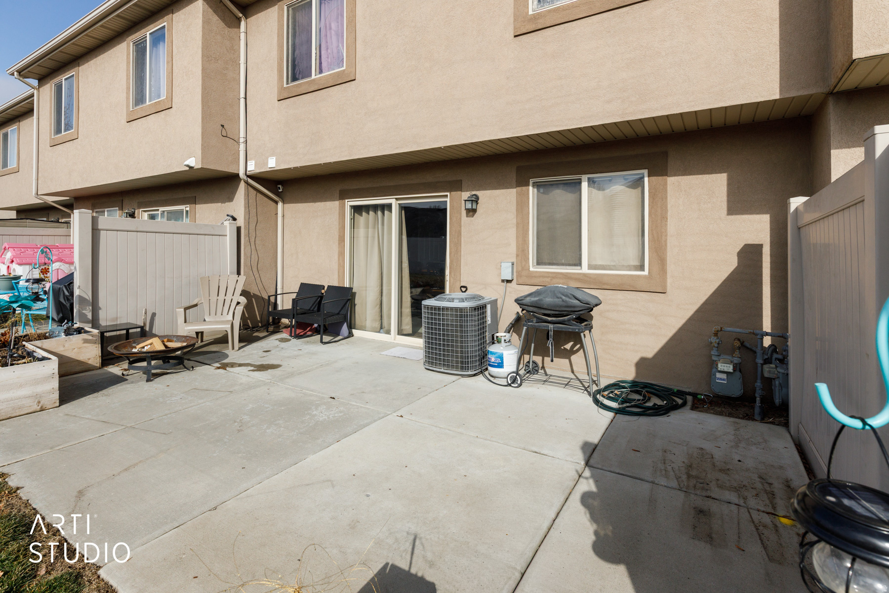 NEW TOWNE SQUARE - Residential