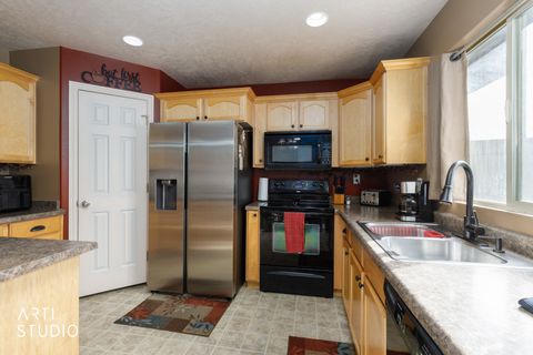 Tiny photo for 133 W ARLINGTON WAY, Harrisville, UT 84414 (MLS # 2134159)