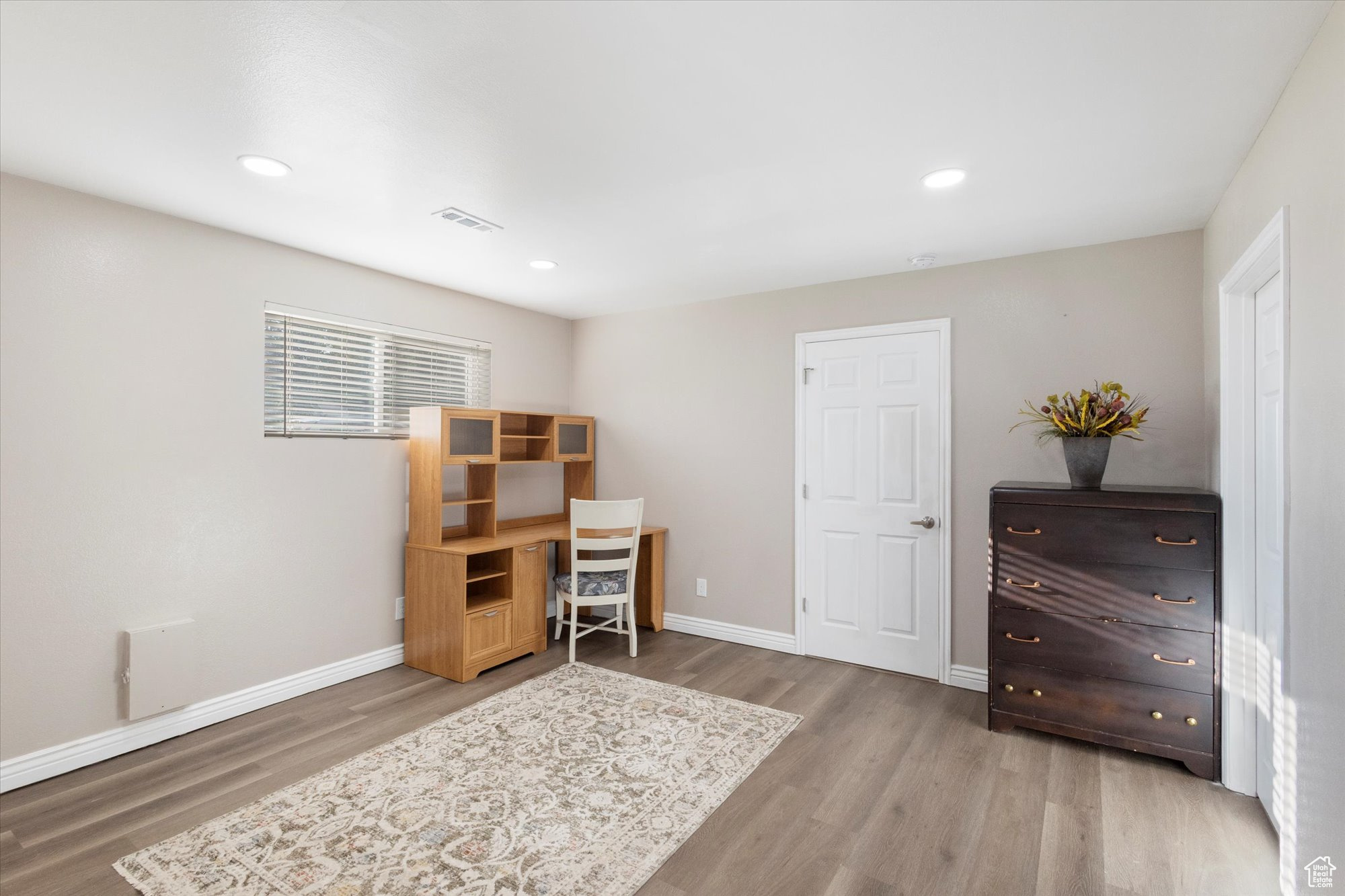 BLACK HAWK - Residential