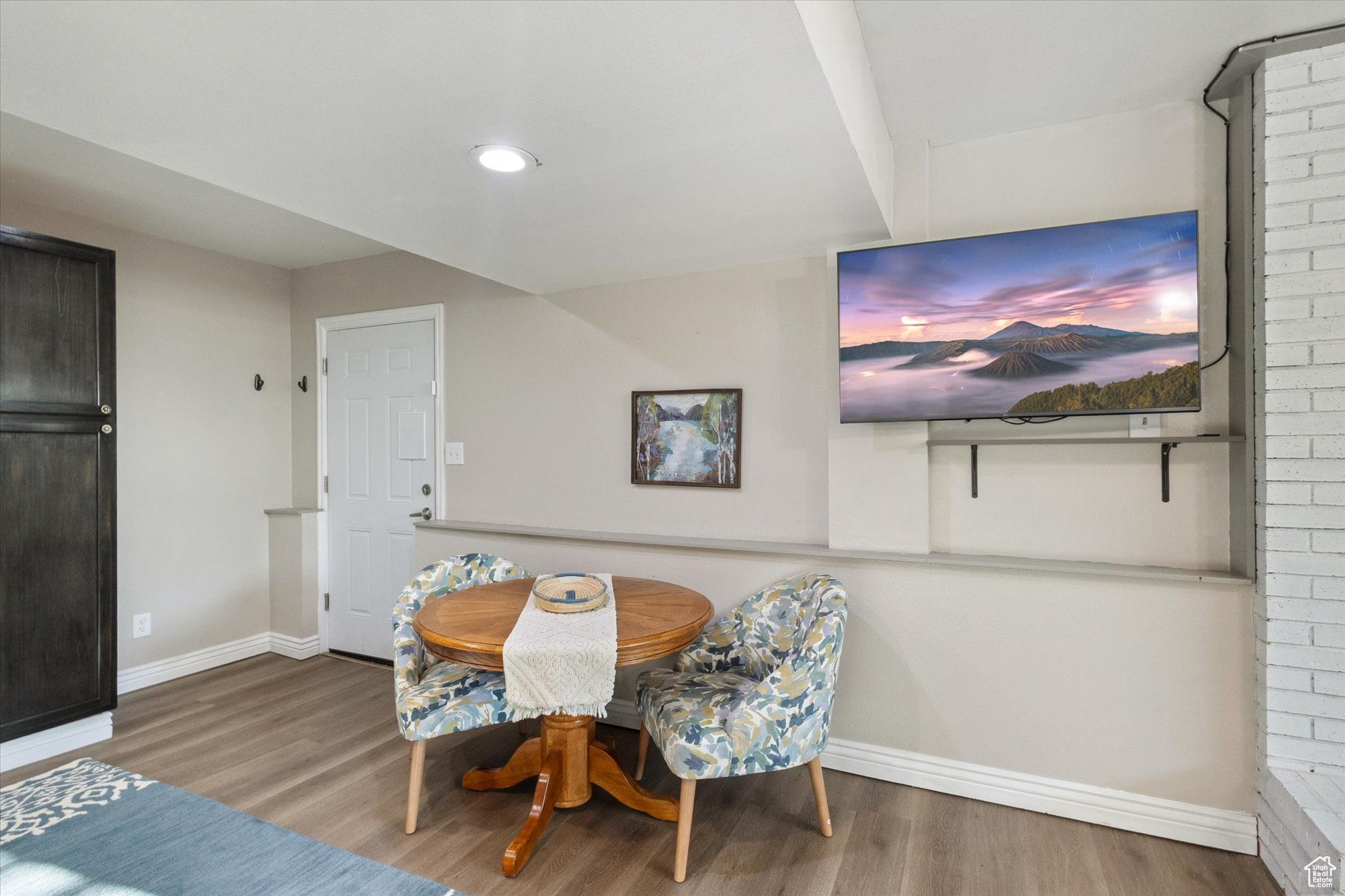 BLACK HAWK - Residential
