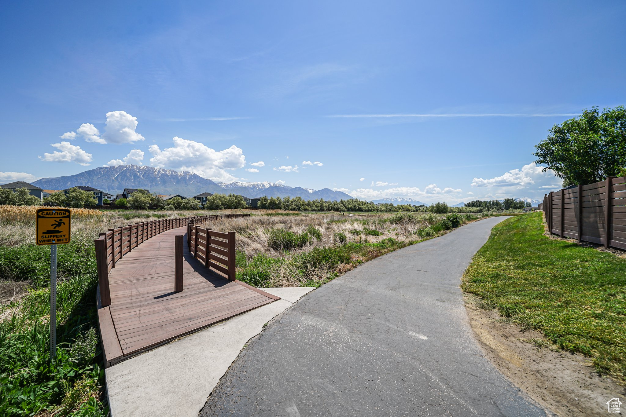 PARKSIDE AT WATERS EDGE - Residential