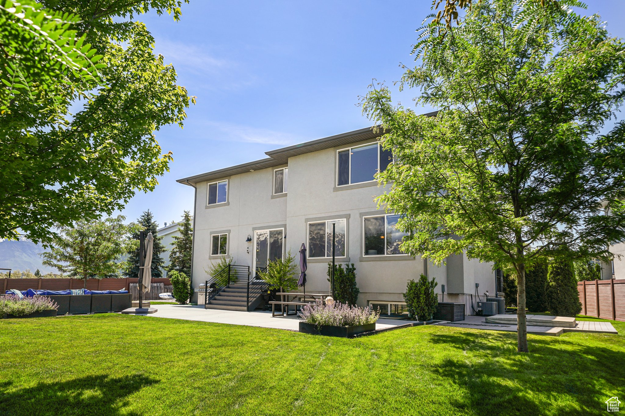 PARKSIDE AT WATERS EDGE - Residential