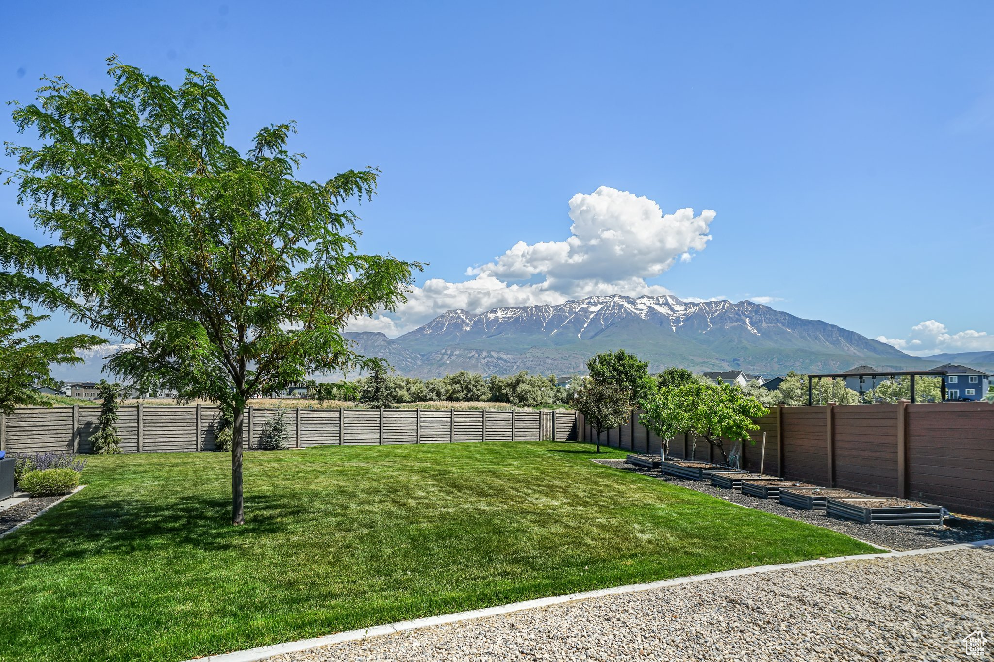 PARKSIDE AT WATERS EDGE - Residential