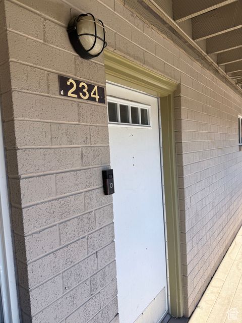 Photo of 650 N 300 W #234, Salt Lake City, UT 84103 (MLS # 2072860)