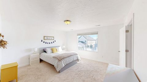 Tiny photo for 32 E HARMONY CT, Saratoga Springs, UT 84045 (MLS # 2135334)