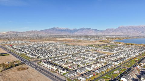 Tiny photo for 32 E HARMONY CT, Saratoga Springs, UT 84045 (MLS # 2135334)