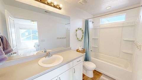 Tiny photo for 32 E HARMONY CT, Saratoga Springs, UT 84045 (MLS # 2135334)