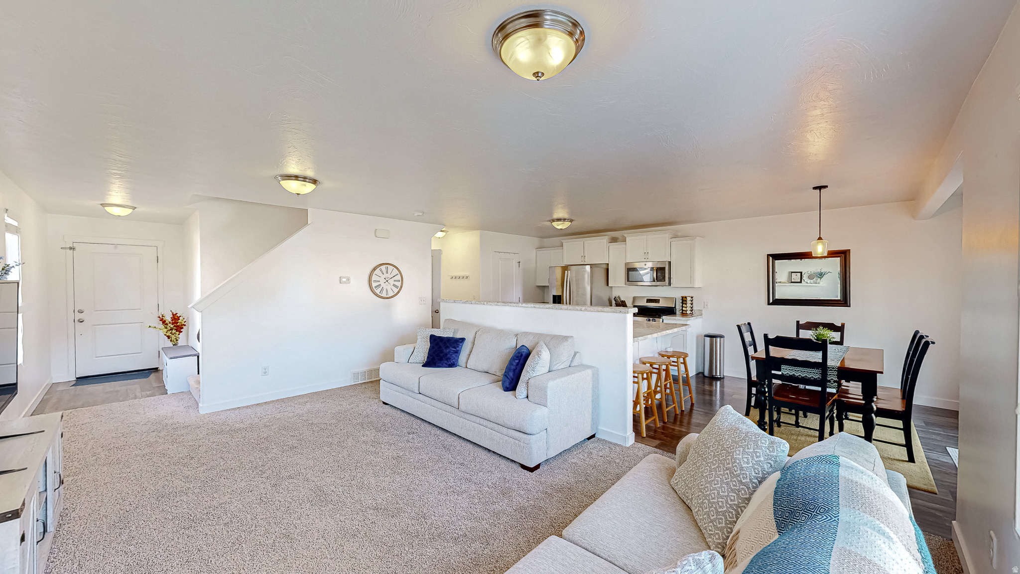 LEGACY FARMS - Residential