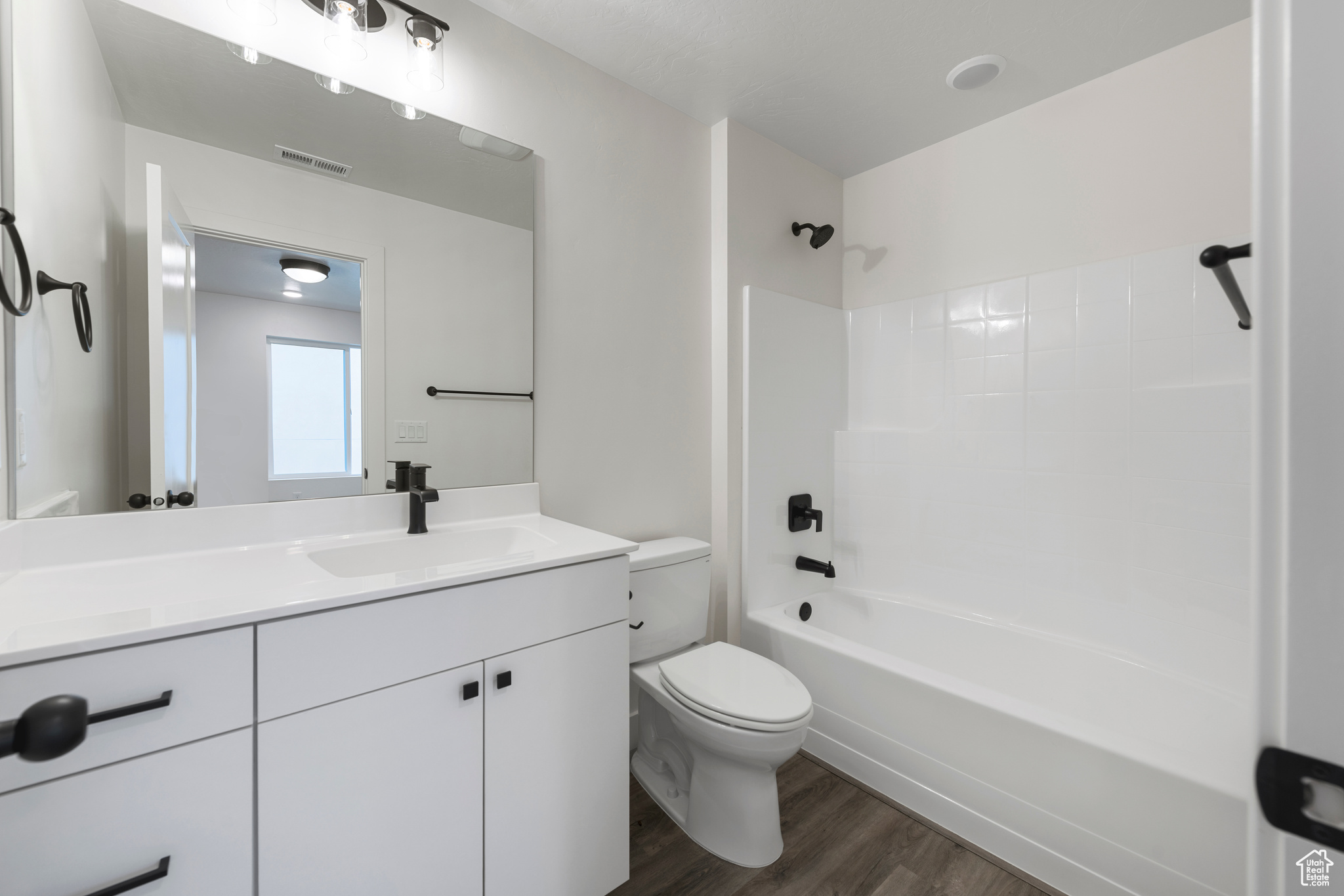 ROSE VILLAGE - Residential Income