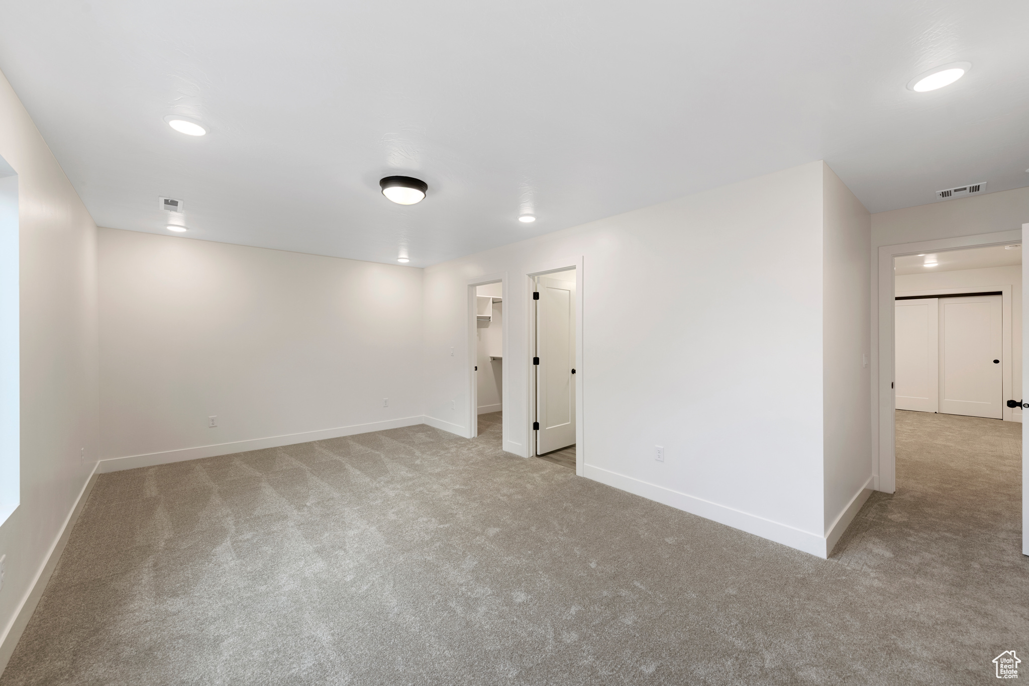 ROSE VILLAGE - Residential Income