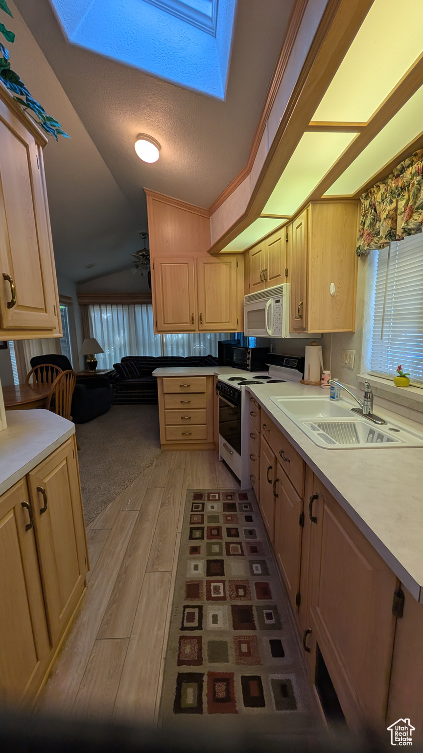 HARRISBURG LAKESIDE ESTATES - Residential