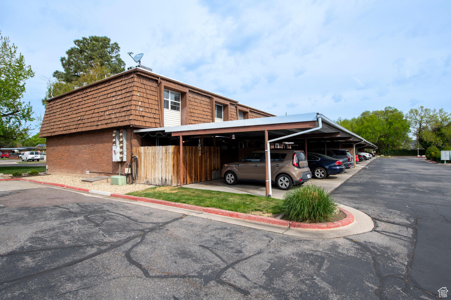 SHERWOOD PARK - Residential