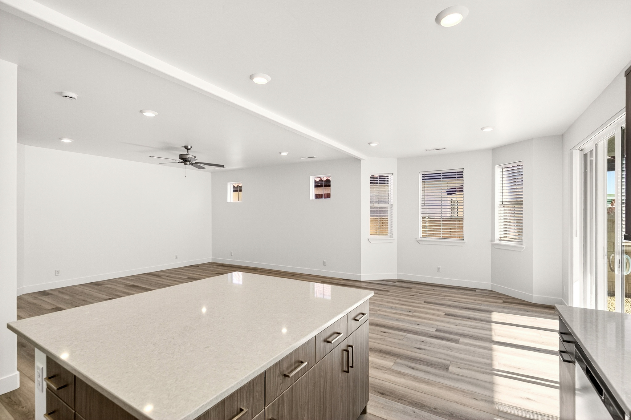 DESERT COLOR / SAGE HAVEN - Residential