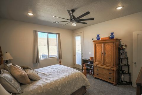 Tiny photo for 1452 W 540 N, Hurricane, UT 84737 (MLS # 2135394)